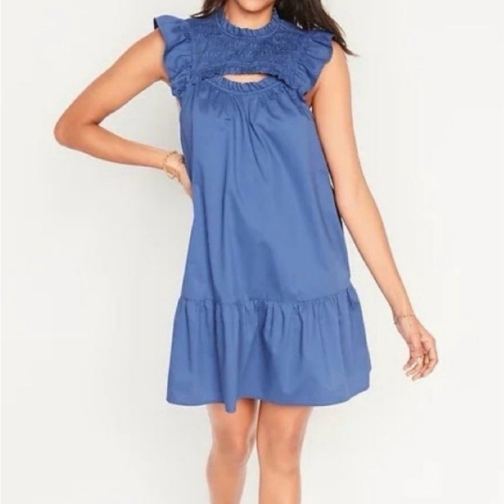 Old Navy NWT Blue Ruffle Yoke Shift Dress Size L Sleeveless Smocked Boho Mini